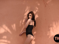 Bonnie Lee Strips Nude Outdoors