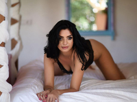 Sophie Bailey Shooting in Sexy Black Lingerie