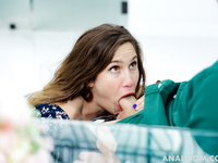 Aderes Quin - Anal Mom