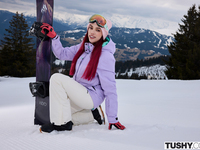 Ivy Maddox, Octokuro - Tushy