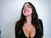 Raven-haired Bombshell Suttin Can't Wait To Get Fucked