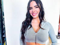 Raven-haired Bombshell Suttin Can't Wait To Get Fucked