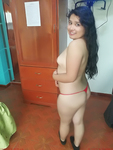 Zorrita bonita con coño peludo