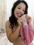 Putita cachonda con hermosas piernas